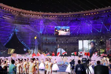 В Хуанчжоу зажгли огонь Азиатских игр 