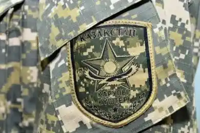 Стало известно еще об одном погибшем военнослужащем при взрывах в Таразе