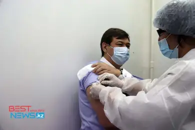 Киясов заявил, что чувствует себя "защищенным" после завершения вакцинации 
