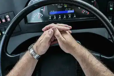 Смерть от коронавируса: мужчину-дальнобойщика сняли с рейса в Шымкенте