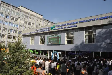 В Казахской Академии транспорта и коммуникаций назвали «неправомерным» решение МОН о лишении лицензии  