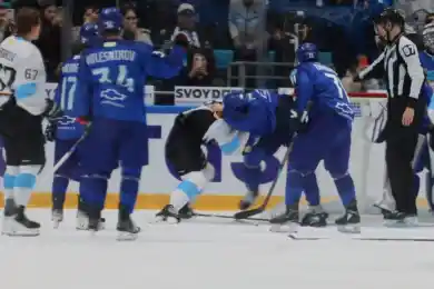 Драка Асетова в матче с минским Динамо - видео