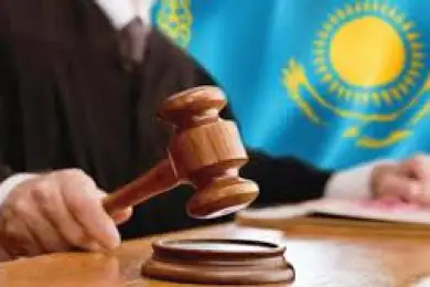 В Павлодаре мать школьника подала в суд на школу из-за «четверки» за год 
