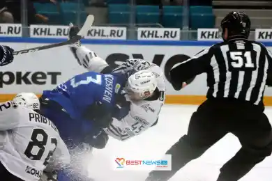 "Барыс" уступает " Трактору" после первого периода