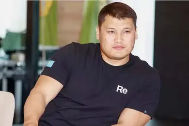 Замакима Шымкента Берденов встал с больничной койки 