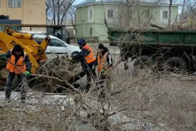 После урагана в Караганде  объявили режим ЧС 