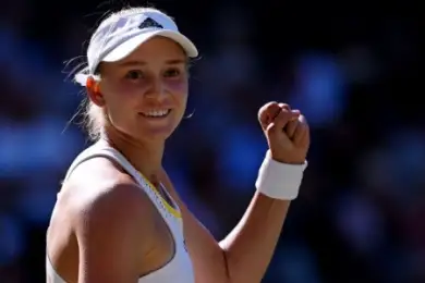 Рыбакина сенсационно переиграла первую ракетку мира на Australian Open 