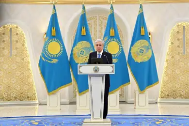 Президент Казахстана принял Геннадия Головкина и вручил ему орден 