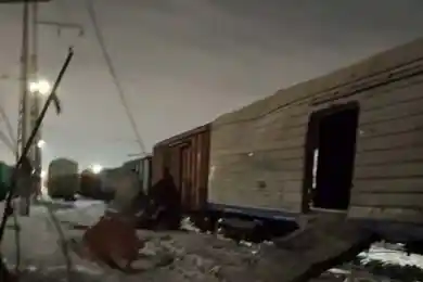 В Астане в грузовом контейнере произошел хлопок