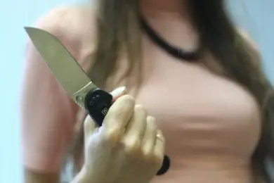 Гражданка Казахстана напала с ножом на водителя в Сеуле 