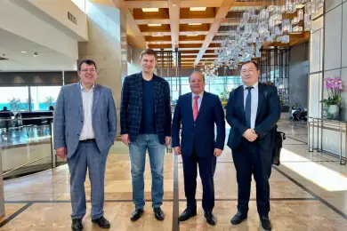 Турлов обсудил с главой FIDE матч за шахматную корону в Астане 
