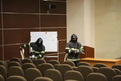 Из Дома министерств города Астана эвакуировали госслужащих  