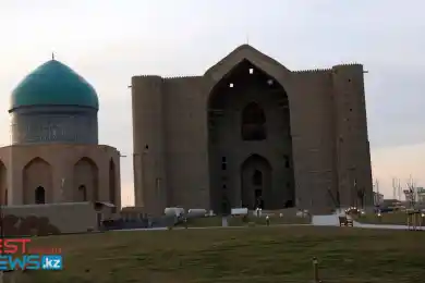 Шукеев доложил Главе государства о вакцинации и создании нового района