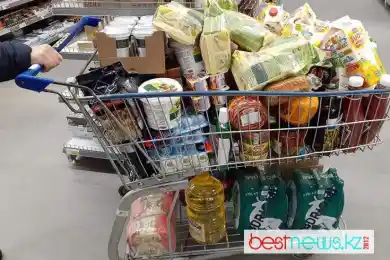 Казахстанцы потратили 6,8 трлн тенге на шопинг