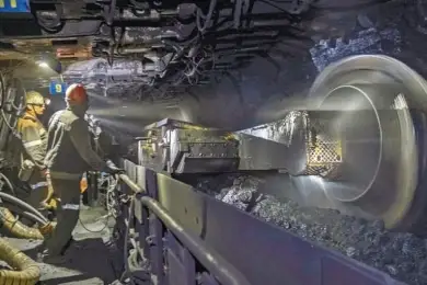 На шахте "Казахстанская" остается неизвестной судьба троих шахтеров 