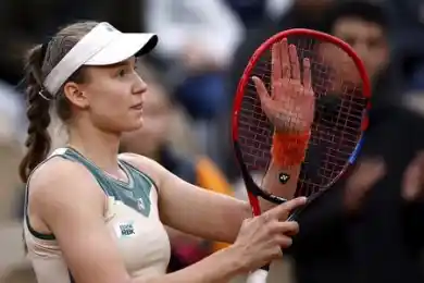 Рыбакина обыграла Свитолину на Ролан Гаррос