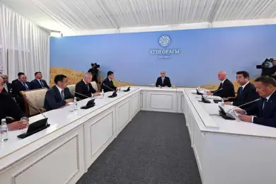 Президент Казахстана поручил ускорить внедрение цифровых технологий в сельское хозяйство 