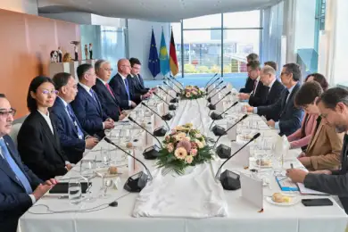 Президент Казахстана провел переговоры с Федеральным канцлером Германии 