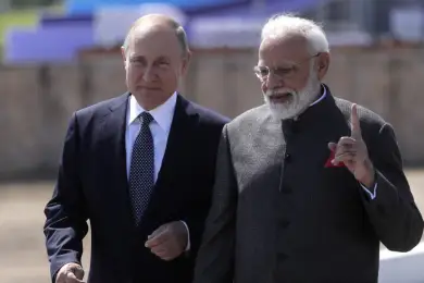 Путин обсудил с Премьер-Министром Индии ситуацию в Афганистане 