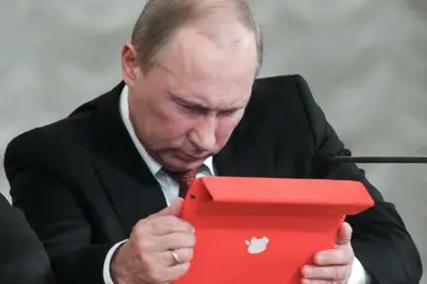 Путин предложил единые правила поведения стран в информпространстве 