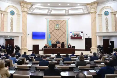 Президент Казахстана прибыл в Сенат и начал выступление перед сенаторами 