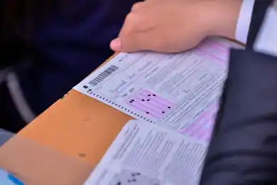 Более 8 тысяч выпускников сдают ЕНТ в первый день – МОН Казахстана