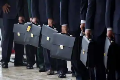 В Узбекистане сократят свыше 2 тысяч госслужащих