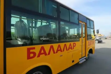 Акимат Алматы потратит 5,3 млрд тенге на школьные автобусы 