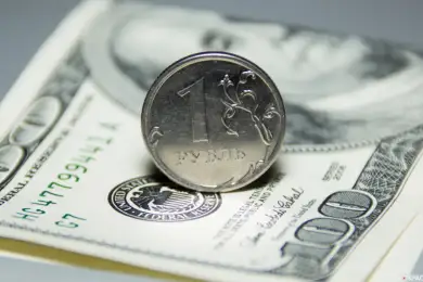 Курсы доллара и евро на Мосбирже достигли 114 и 124 рублей 