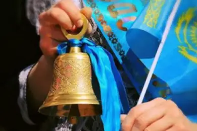 Для 3,8 млн школьников Казахстана начинаются летние каникулы 