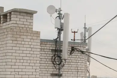 Вопрос по антеннам сотовых операторов на крыше урегулируют с помощью закона 
