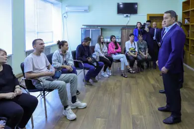Алихан Смаилов встретился с близкими погибших на шахте «Казахстанская» 