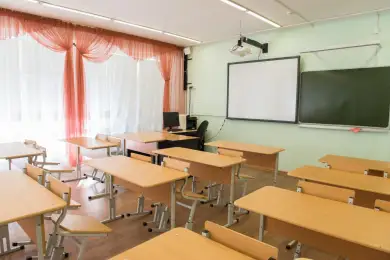 Астана: первая смена учится дома 