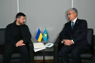 Токаев и Зеленский обсудили ситуацию в Украине