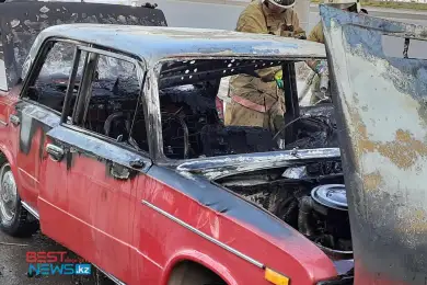 Пожарные рассказали, почему загорелся «ВАЗ-2106» в Нур-Султане 