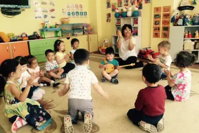 Дарига Назарбаева подняла вопрос о зарплате работников частных детсадов 