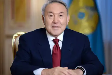Нурсултан Назарбаев поздравил казахстанцев с Днём Независимости 