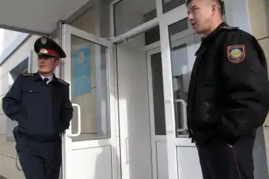Полиция Казахстана перестанет охранять здания судов