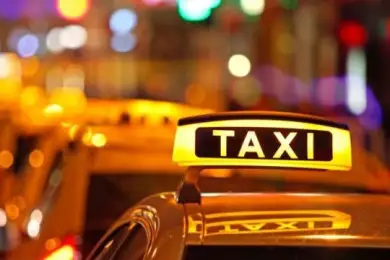 В России водителям с судимостью хотят запретить работу в такси 