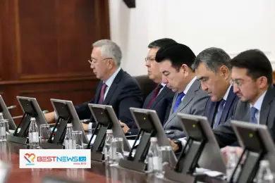 Правительство Казахстана собралось в расширенном составе в Астане 