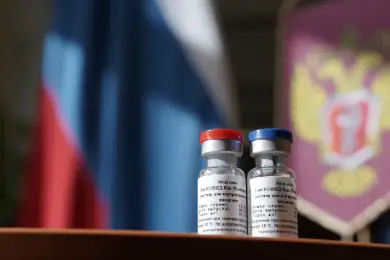 "Чувствует себя хорошо": Дочь Путина испытала на себе вакцину от коронавируса 