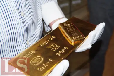 Золотые инвестиции: жители Алматы, Атырау и Нур-Султана больше всех скупают слитки 