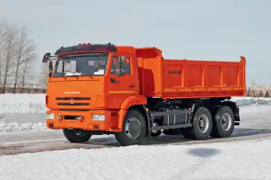 Чтобы не рисковали: объезд возле дороги "Нур-Султан - Щучинск" перегорожен грузовиком