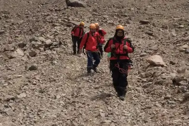 Спасатели нашли пропавшего мужчину на горном леднике в Алматы 