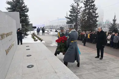Президент Казахстана открыл мемориал жертвам январских событий в Алматы 