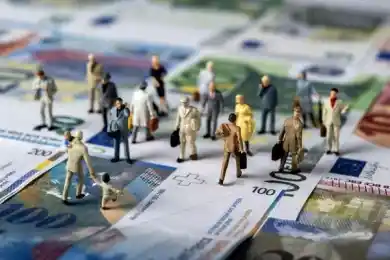 Названа страна, куда больше всего казахстанцев уехало на заработки