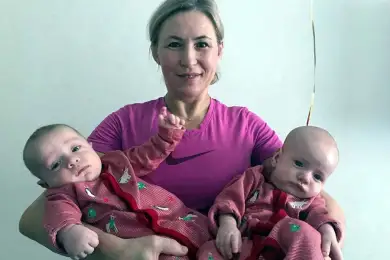 ЭКСКЛЮЗИВ: Легендарная Гюзель Манюрова впервые показала своих сыновей-двойняшек 