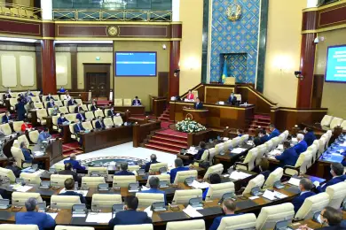 «Через одного»: как рассадили депутатов и министров в Парламенте 