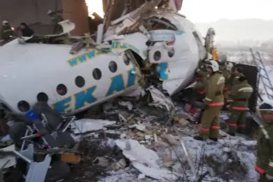 МИИР РК о крушении Fokker100 в Алматы: крылья самолета не обработали противообледенительной жидкостью 