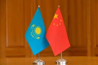 «Информационный шум вокруг договоренностей между Казахстаном и Китаем внезапно прекратился» - Смадияров 